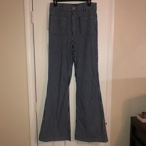 Forever 21 blue and white striped pants